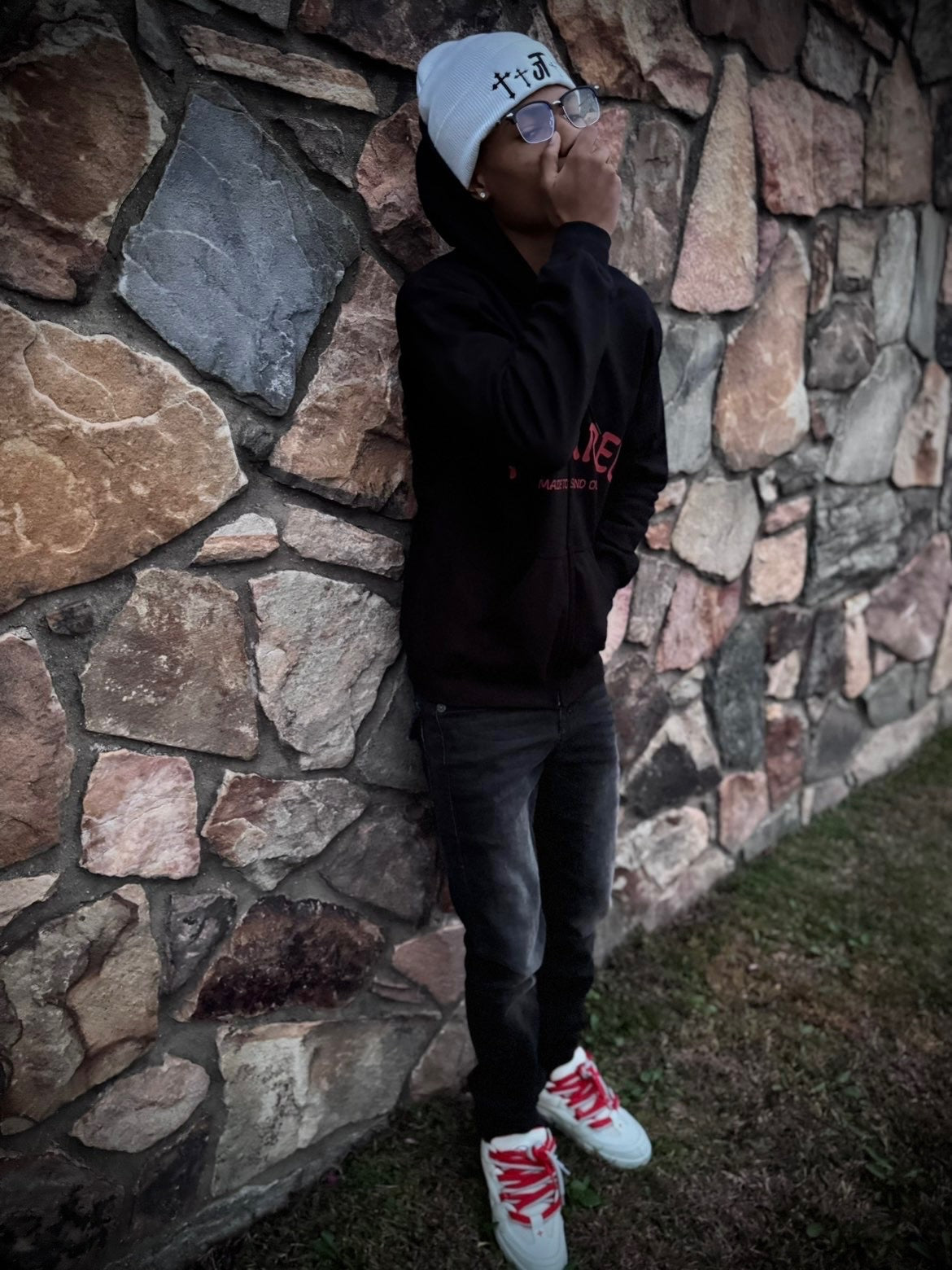 Jt Apparel Made To Stand Out/Never Lose Faith Design Zip Up